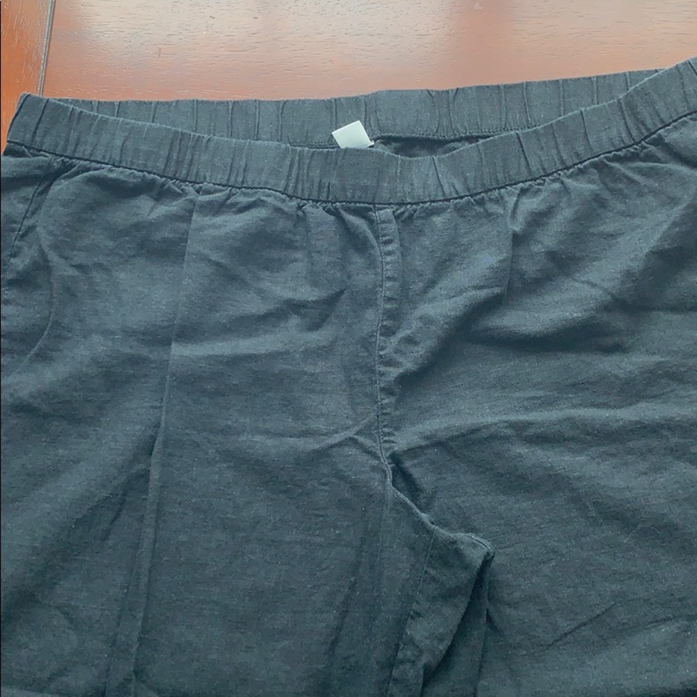 Linen Capri